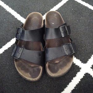 Black Birkenstock Arizona